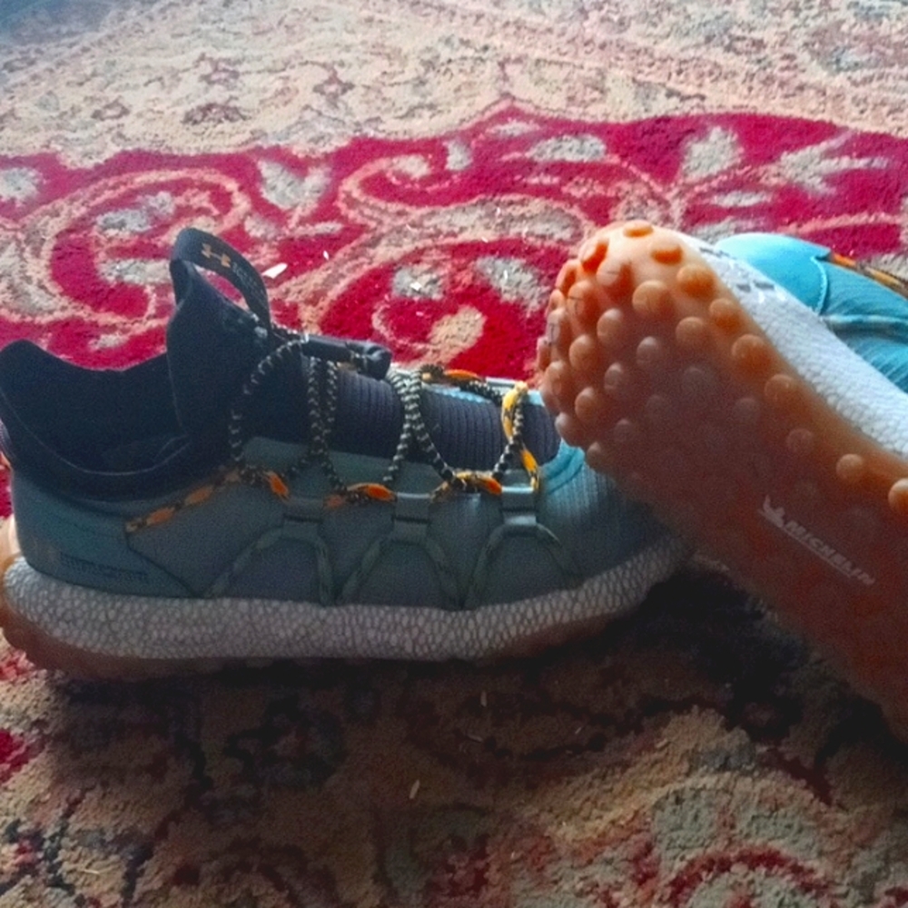 Under armour Hovr summit Michelin fat tire